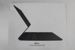 Official Apple Magic Keyboard for iPad Pro 13‑inch (M4) - British English - Black - MWR53B/A - A-Grade